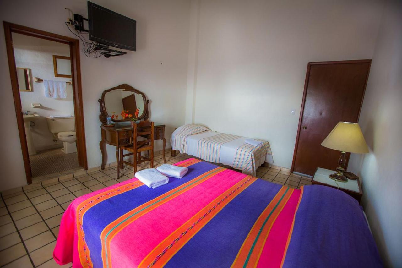 Hostal La Parroquia En Comala Eksteriør bilde